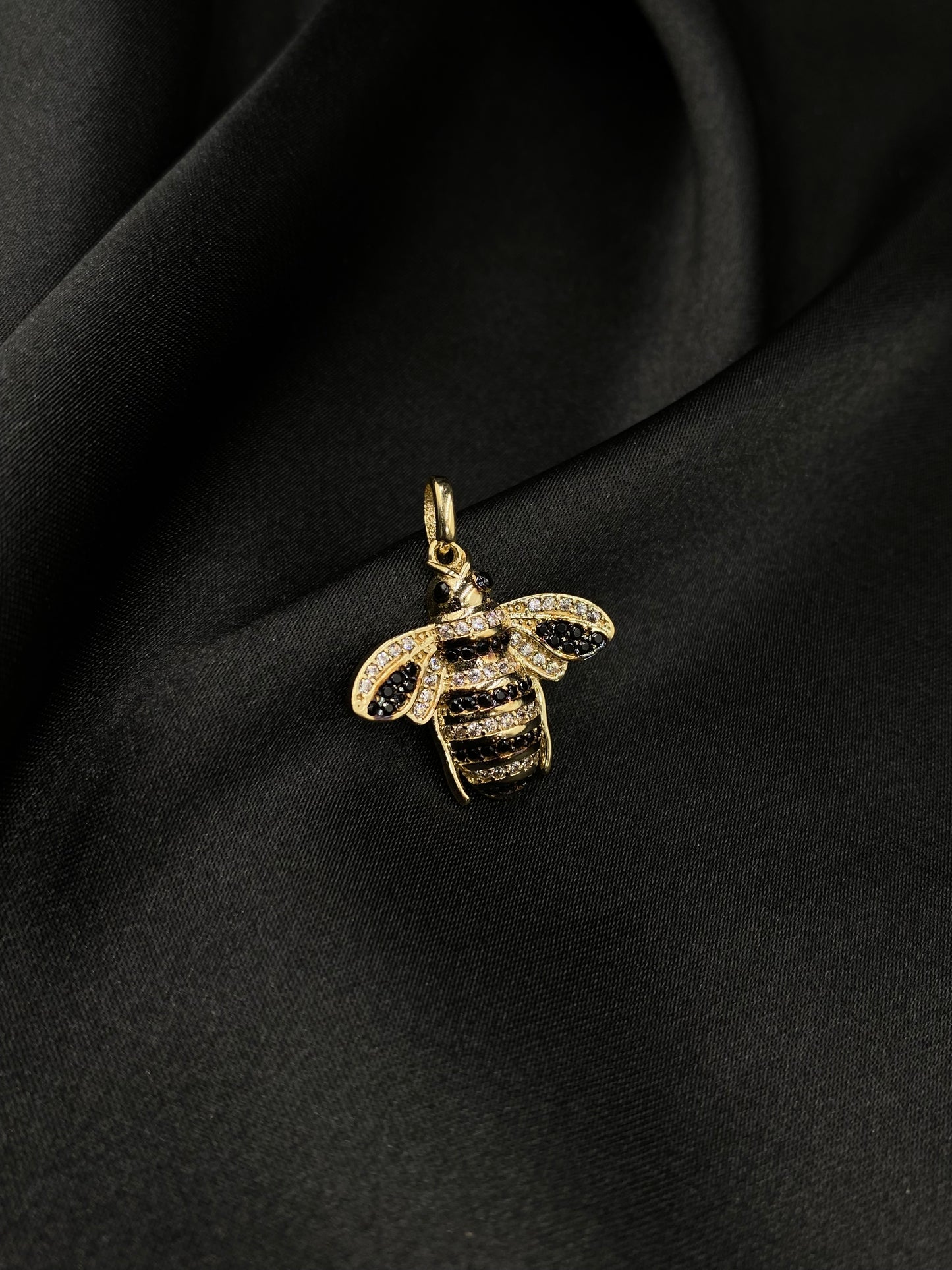 Dije de Abeja